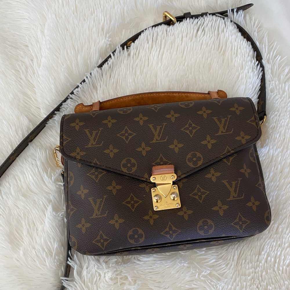 Pochette Métis cross body bag